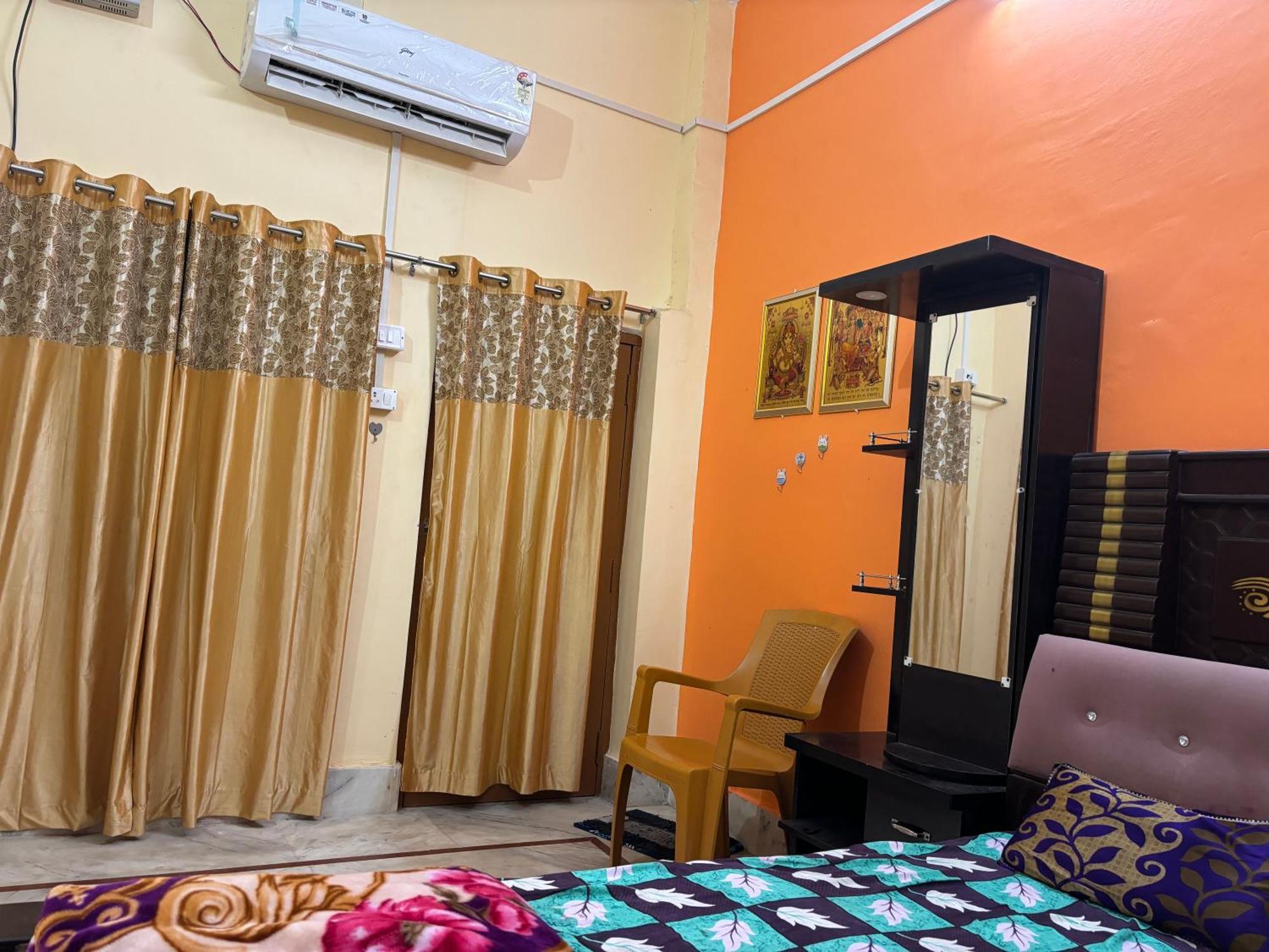 Shakuntala Guest House Ayodhya Extérieur photo